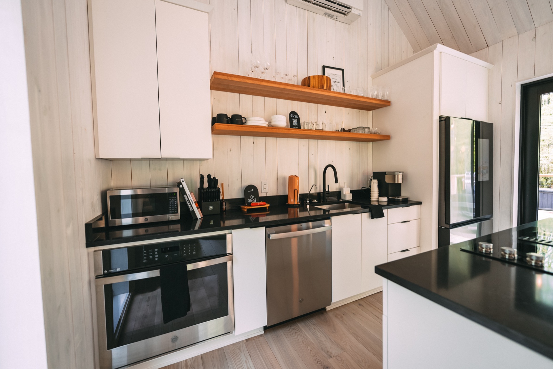 Creek Cabin — view 6