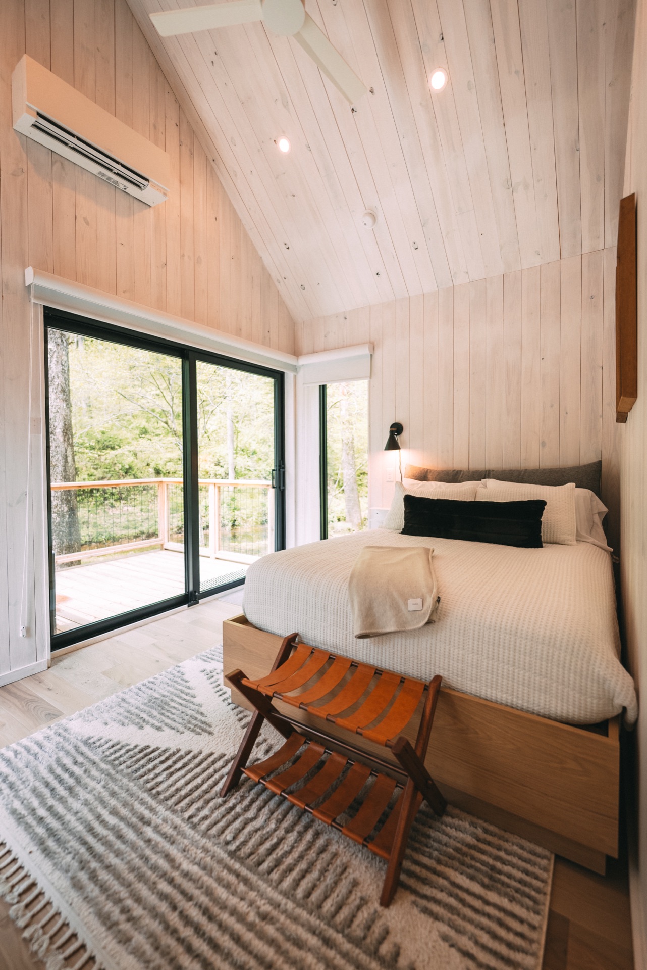 Creek Cabin — view 10